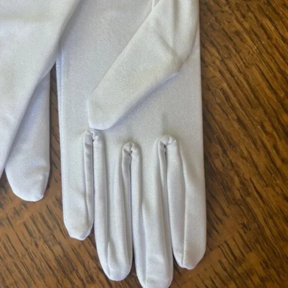 NWT White Satin Elbow Formal Gloves - Picture 4 of 6